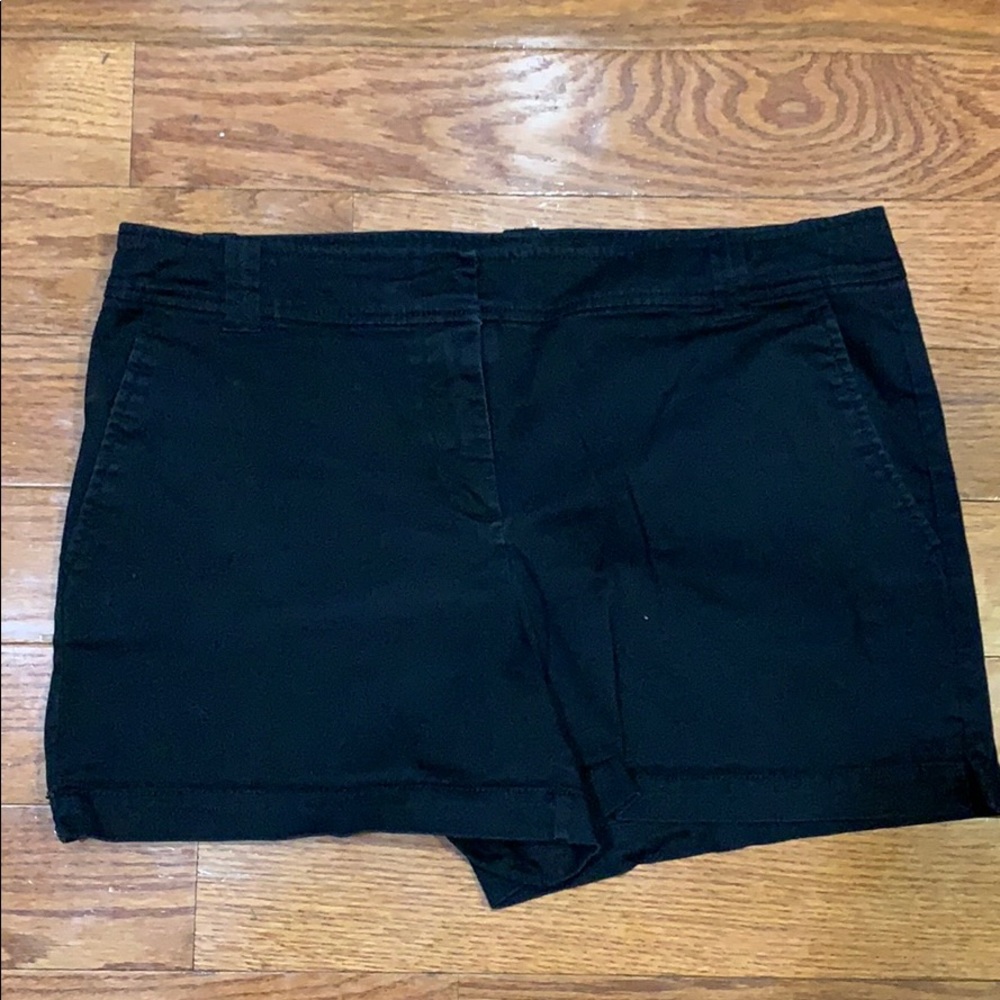 New York and company size 8 black shorts